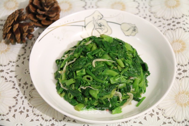 Dried Whitebait with Spinach recipe