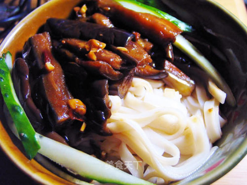 Fish-flavored Eggplant Noodles in One Meal