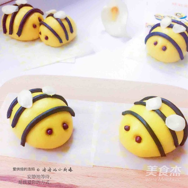 Little Bee Buns recipe