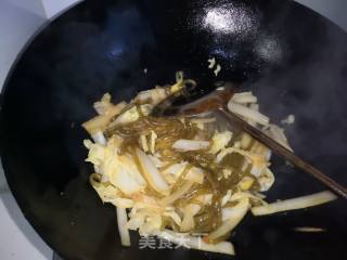 Stir-fried Noodles with Cabbage recipe