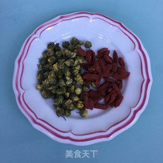 Chrysanthemum Wolfberry Tea recipe