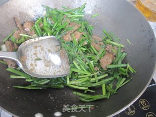 Stir-fried Lamb Liver with Leek recipe