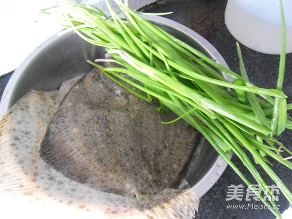 Braised Turbot with Scallions recipe