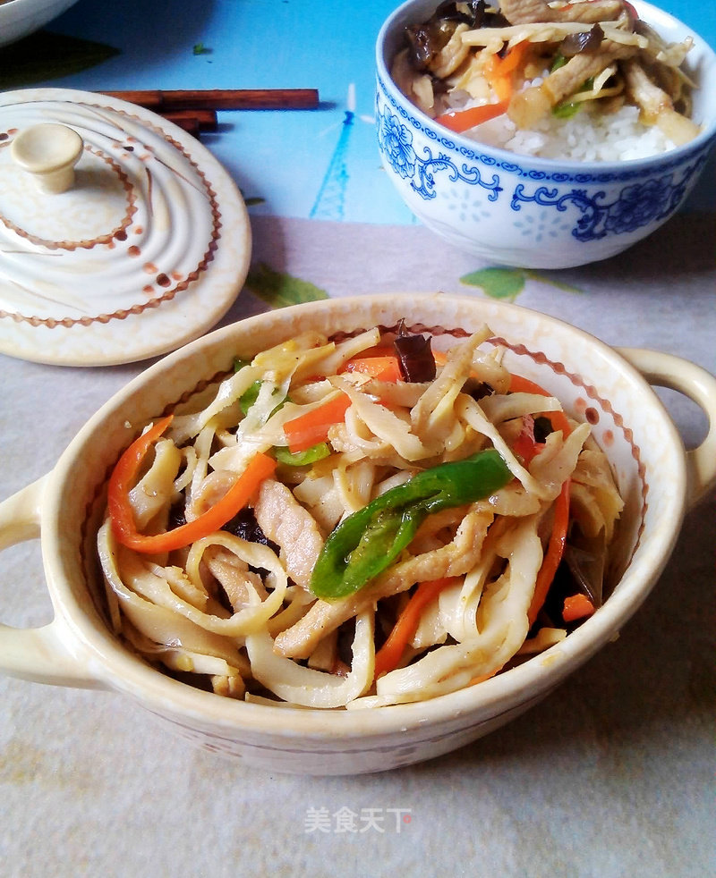 Crispy Bamboo Shoots with Shredded Pork recipe