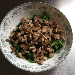 Shepherd's Purse Mixed with Fragrant Dried recipe