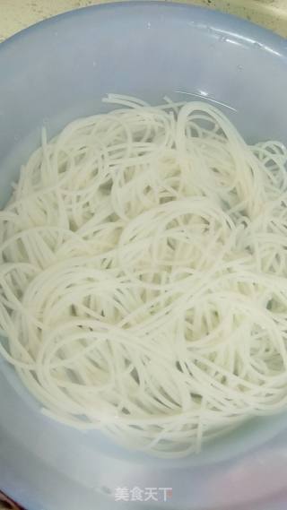 Three Fresh Rice Noodles recipe