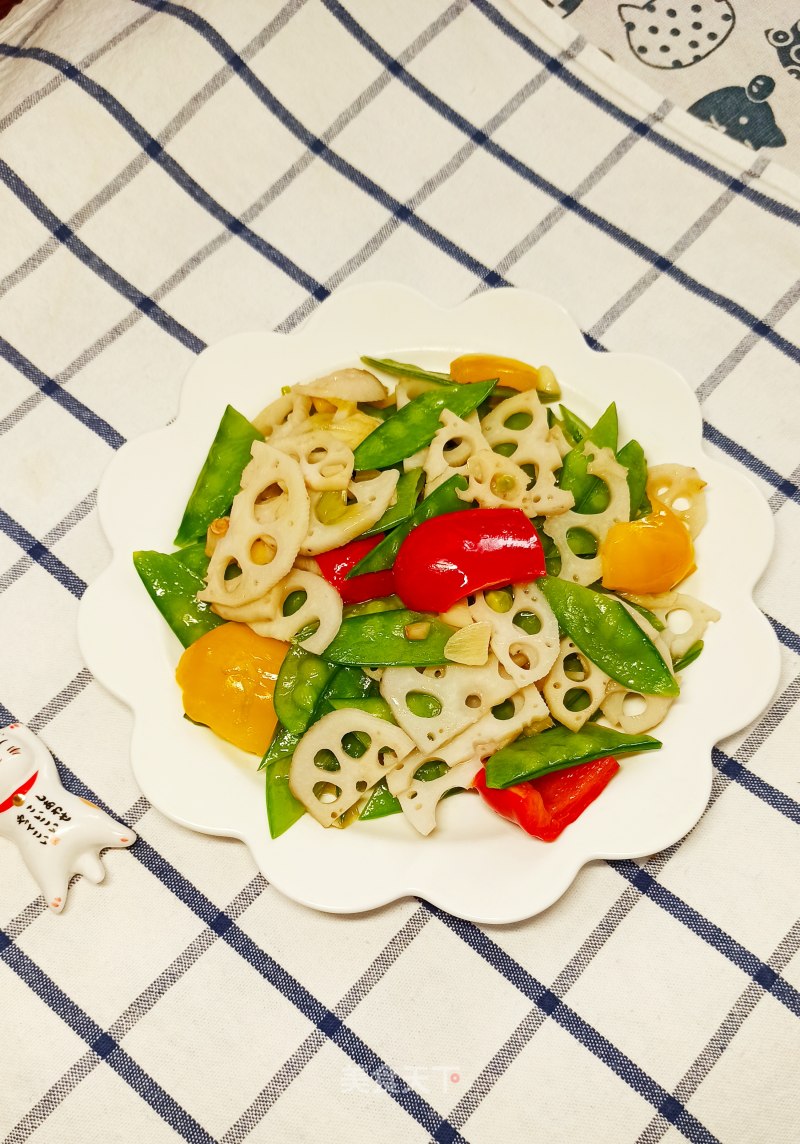 Sweet Pepper and Lotus Root Slices recipe