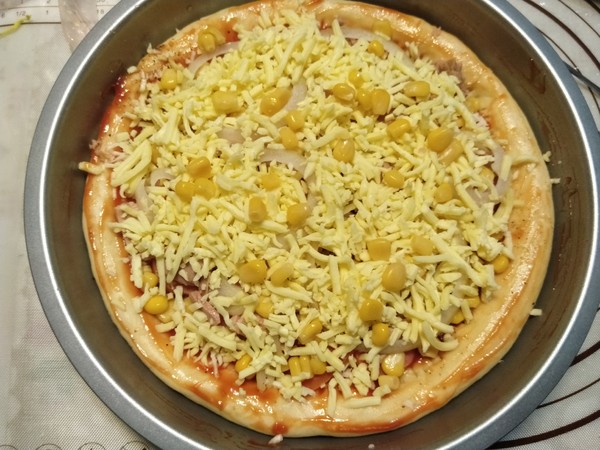 Tuna Cheese Heart Pizza recipe