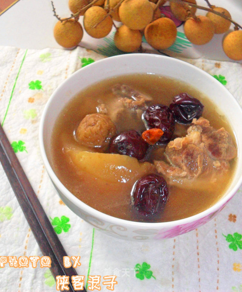 Fig, Red Date and Apple Pork Bone Soup recipe