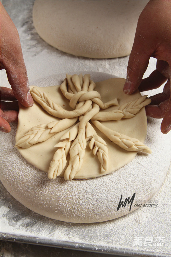 Wheat Ears Garnished Bread recipe