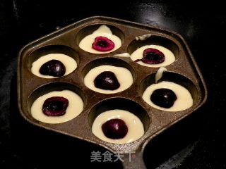 No-bake Cherries Cupcakes recipe