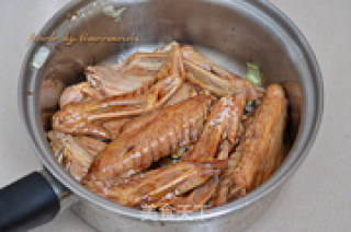 Roasted Goose Wings with Garlic recipe