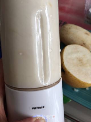 Honey Pear Lotus Root Juice recipe