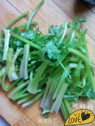 [shandong] Scallion Mixed with Preserved Eggs recipe