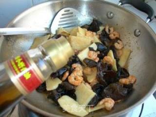 Fried Shrimp Balls with Yam Fungus recipe