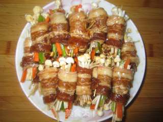 Pan-fried Pork Belly Roll with Enoki Mushroom recipe