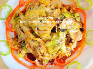 Stir-fried Cabbage with Spicy Sauce recipe