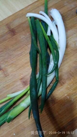 Scallion Sesame Flower Roll recipe