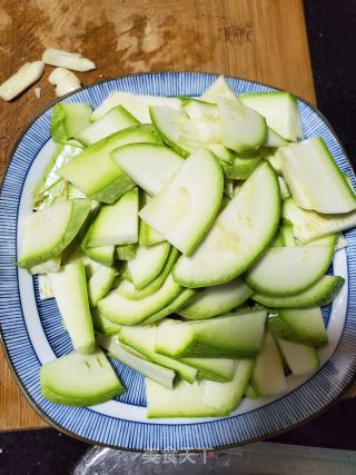 Stir-fried Beef with Jade Melon recipe