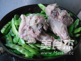 Stewed Beans with Stick Bone recipe