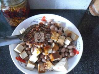 Tofu Mixed with Peanuts recipe