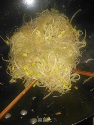 Stir-fried Vermicelli with Bean Sprouts recipe