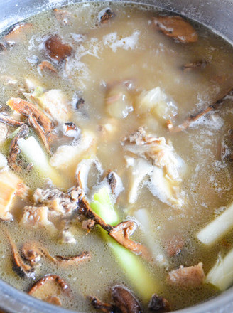 Home-made Mushroom Soup Hot Pot recipe