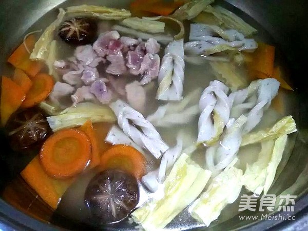 Pastoral Mushroom Hot Pot recipe