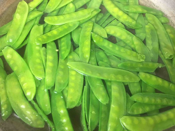 Cold Snow Peas recipe