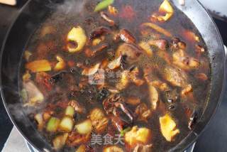 Chicken Stewed Mushrooms (farmer Chai Chicken Hazel Mushroom Stewed Noodles) recipe