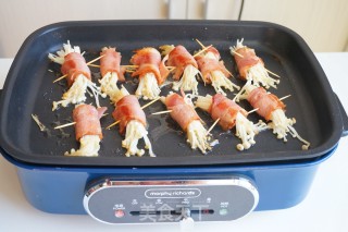 Bacon Roll with Enoki Mushroom recipe