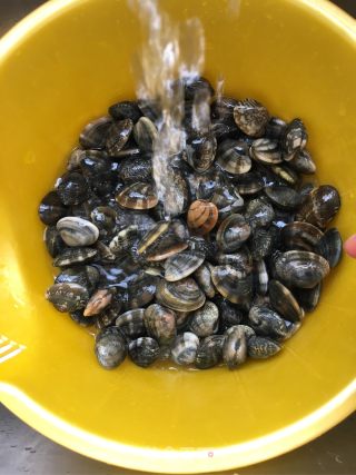 Stir-fried Clams with Hemp Pepper recipe