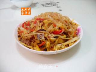 Stir-fried Hor Fun with Shredded Pork with Cabbage and Mushroom recipe