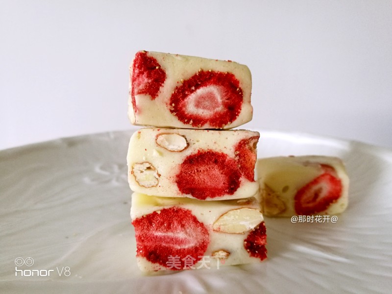 Dried Strawberry Almond Nougat recipe