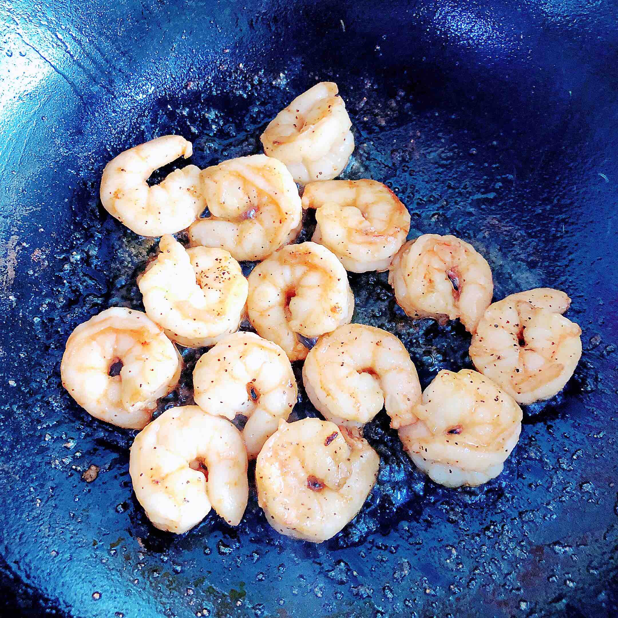 Pasta with Curry Shrimp and Fresh Vegetables recipe