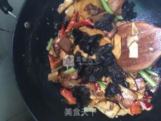 Stir-fried Bacon with Spring Bamboo Shoots recipe