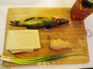 Steamed Fish with Chopped Pepper and Dried Bean Curd recipe