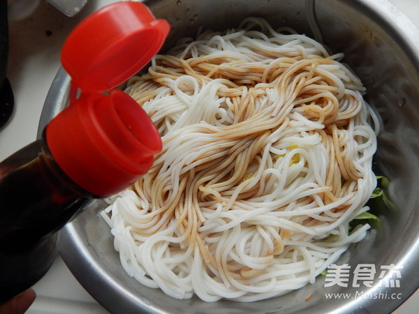 Cold Rice Noodles recipe