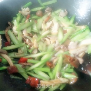 Stir-fried Tofu with Asparagus recipe