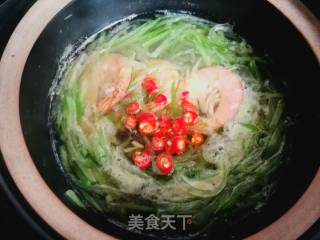 Shredded Radish and Shrimp Soup recipe