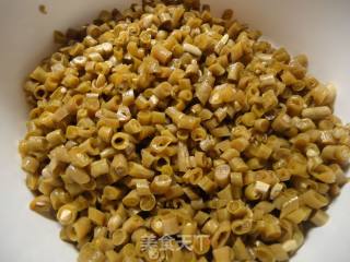 Breakfast with Porridge and Side Dishes-spicy Stir-fried Soaked Cowpeas recipe