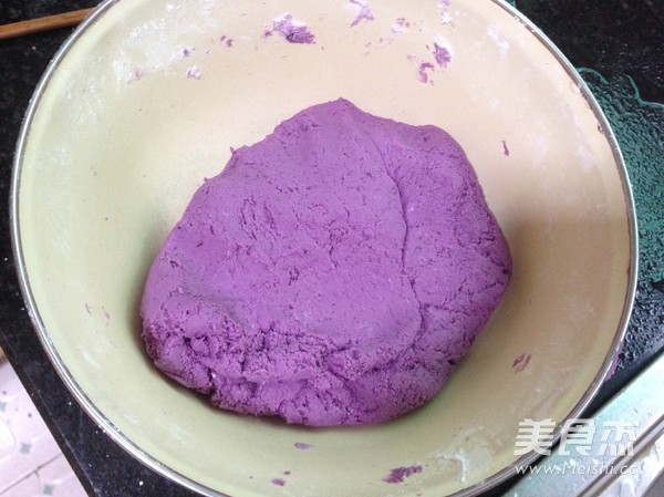 Coconut Purple Sweet Potato Cake recipe
