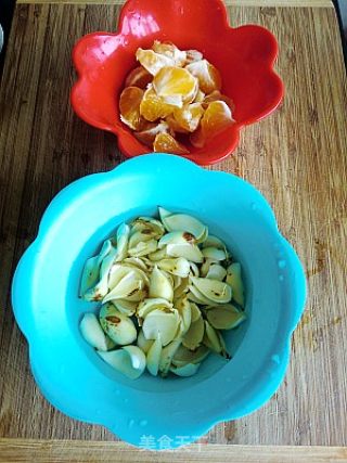 Sago Lily Orange Porridge-qi Qi Nourishes The Lungs in Autumn recipe