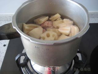 Lotus Root Spine Bone Soup recipe