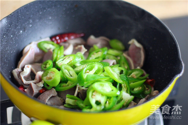 Fried Spicy Duck Gizzards recipe