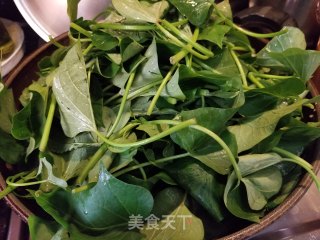 Stir-fried Sweet Potato Leaves with Fermented Bean Curd and Garlic recipe