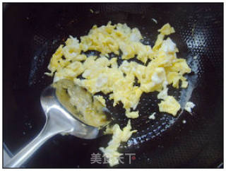 Scrambled Eggs with Garlic Yellow Fungus. recipe