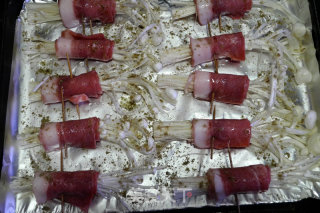 Bacon Golden Needle Roll recipe