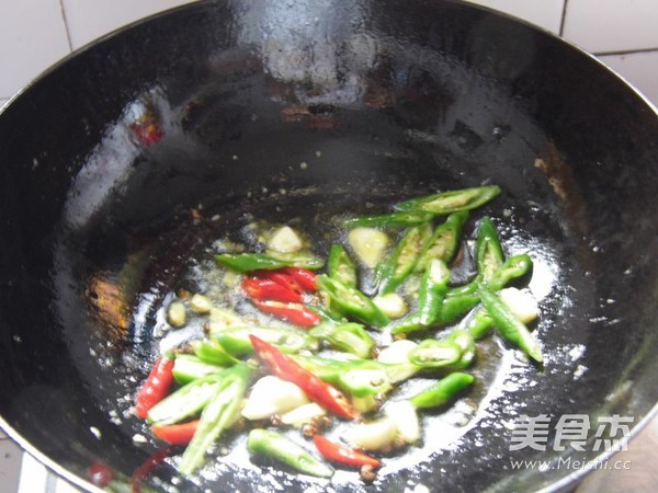 Spicy Fried Long Lee Fish recipe