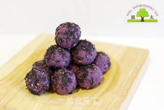 Purple Sweet Potato Sesame Milk Ball recipe